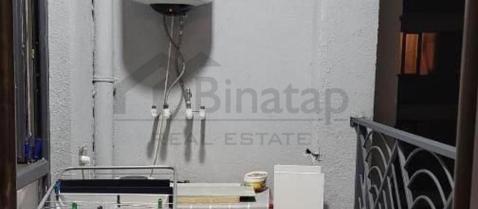 Azadliq prospekti, 28 May m/s yaninda 2 otaqli menzil satilir/40 kv.m. - 15