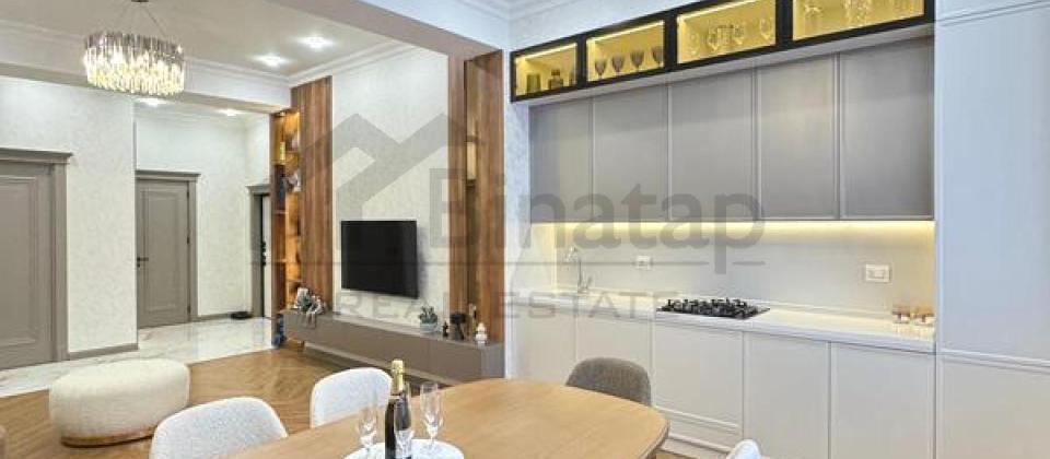 Neriman Nerimanov m/s yaxin mesafede 3 otaqli menzil satilir/82 kv.m. - 7