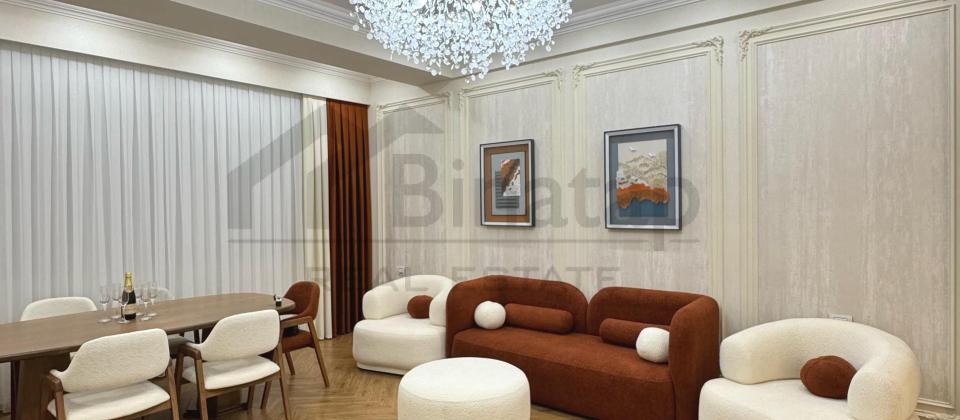 Keshle bazari, Neriman Nerimanov m/s yaxin mesafede 3 otaqli menzil satilir/120 kv.m. - 2