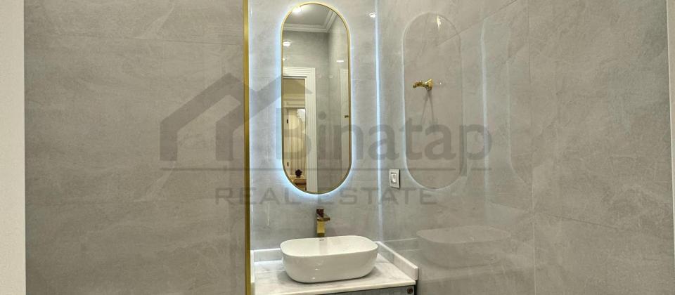 Keshle bazari, Neriman Nerimanov m/s yaxin mesafede 3 otaqli menzil satilir/120 kv.m. - 15