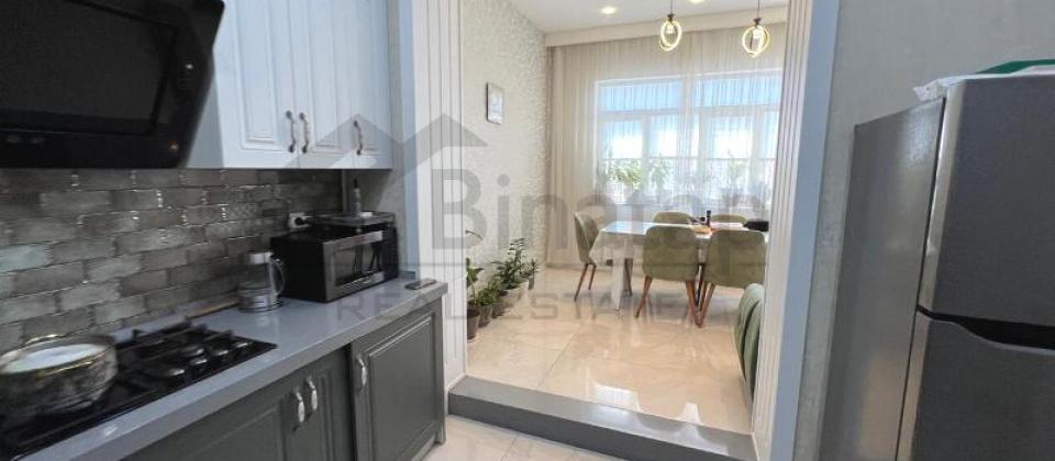 Huseyn Cavid parki ve Elmler Akademiyasi m/s yaninda 3 otaqli menzil satilir/90 kv.m. - 6