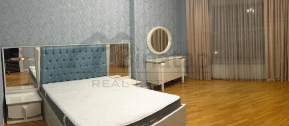 Olimpik Star ve Niaqara restoraninin yaninda 3 otaqli menzil satilir/140 kv.m. - 4