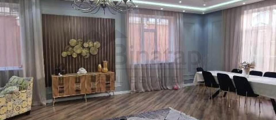 Merdekan qes., Teymur Quliyev sanatoriyasinin yaninda 7 otaqli bag evi satilir/388 kv.m. - 2