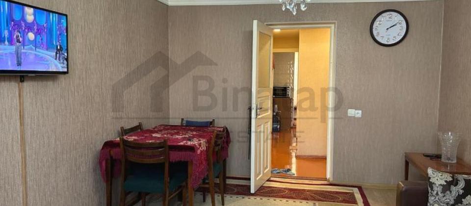 Memarliq ve İnshaat Universitetine yaxin 3 otaqli menzil satilir/61 kv.m. - 2