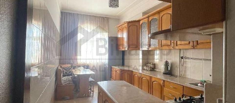 Hesen bey Zerdabi prospekti, Dovlet Sosial Fondun yaninda 4 otaqli menzil satilir/110 kv.m. - 6