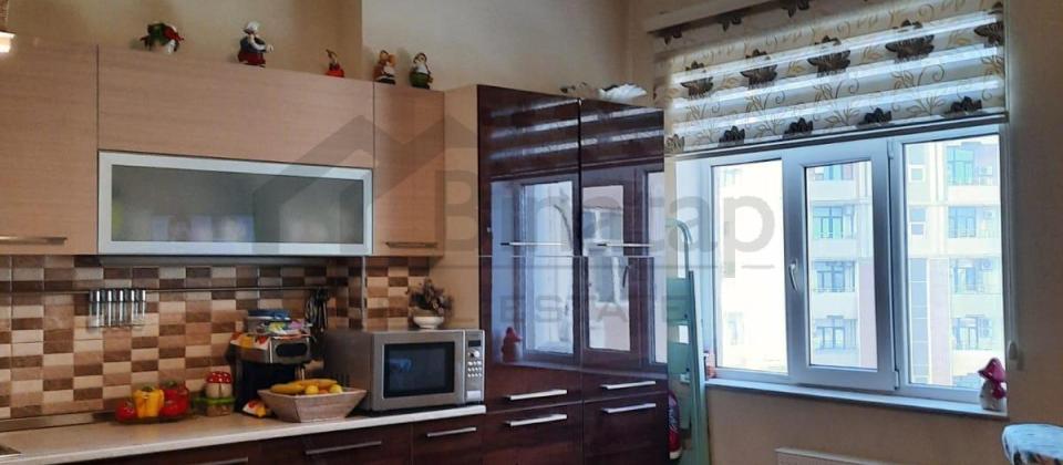 QƏLƏBƏ dairəsində,   “BAKU MALL” - 9