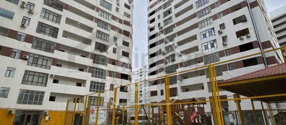 E. AKADEMİYASİ  m/st  yaxınlığında. - 2