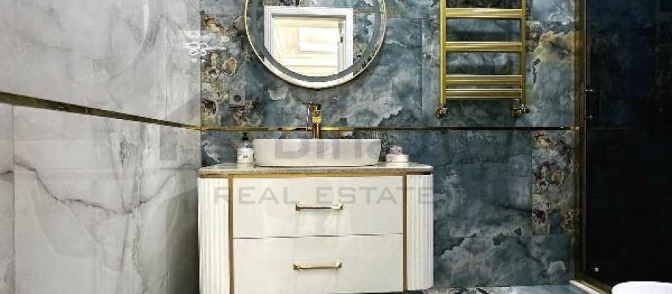 Metropark t/m ve Nerimanov m/s yaxin 3 otaqli menzil satilir/80 kv.m. - 15