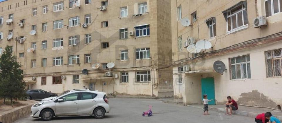 Lökbatan, 288 məktəbin yanında