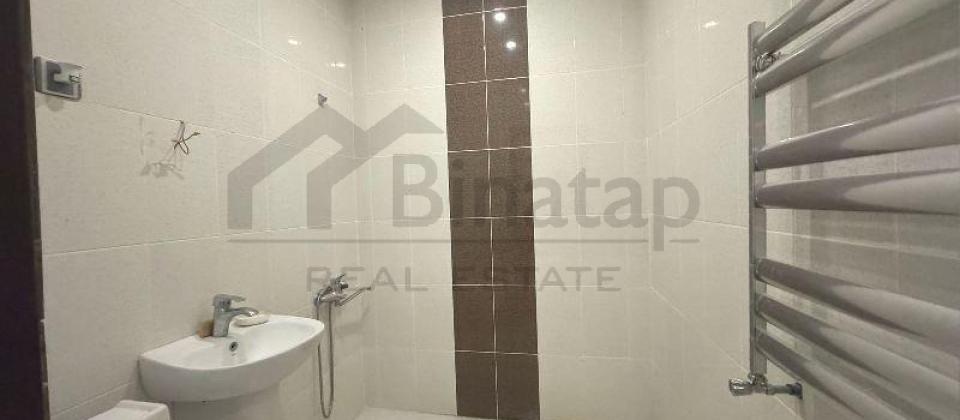 Huseyn Cavid parki ve Elmler Akademiyasi m/s yaninda 1 otaqli menzil satilir/60 kv.m. - 10