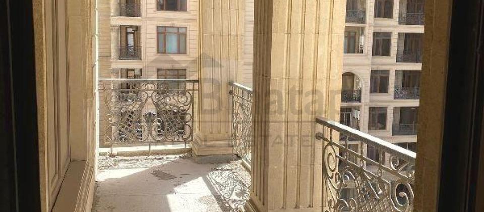 Port Baku Mall'un yani, Azinko İnshaatda 3 otaqli menzil satilir/202 kv.m. - 10