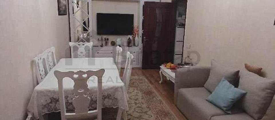 Zerife Eliyeva parki ve Nesimi m/s yaninda 2 otaqli menzil satilir/55 kv.m. - 4