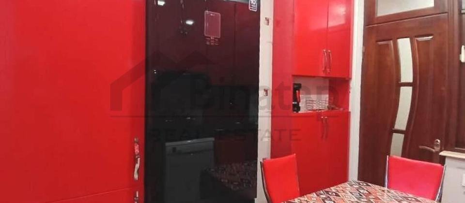 Zerife Eliyeva parki ve Nesimi m/s yaninda 2 otaqli menzil satilir/55 kv.m. - 15