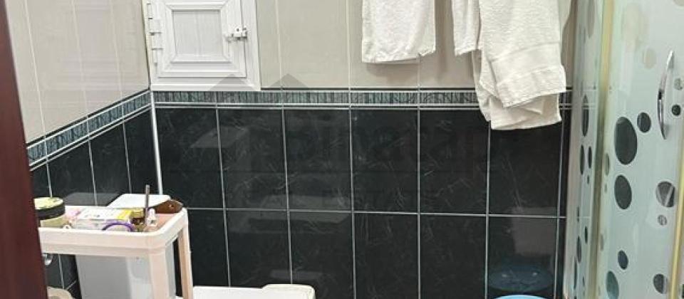 Hesen Eliyev kuchesi (İnqlab), Qafqaz otelin yaninda 2 otaqli menzil satilir/58 kv.m. - 10