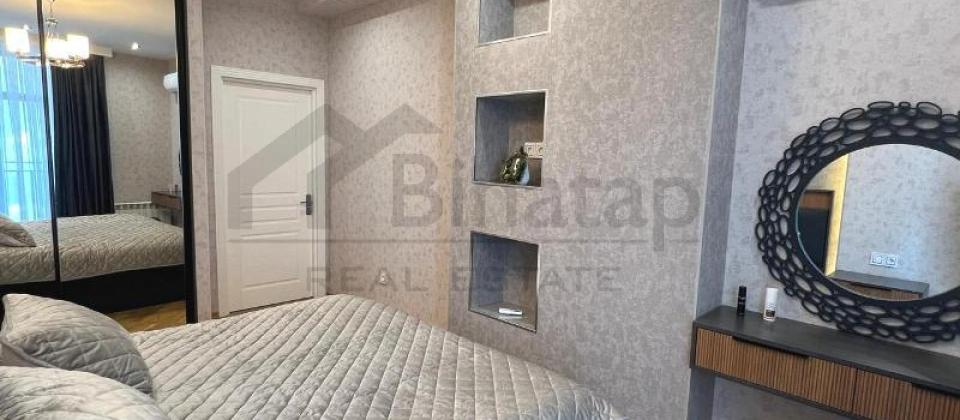 Merkez..! Port Baku, 28 May ve Sahil m/s yaxin 3 otaqli menzil satilir/103 kv.m. - 9