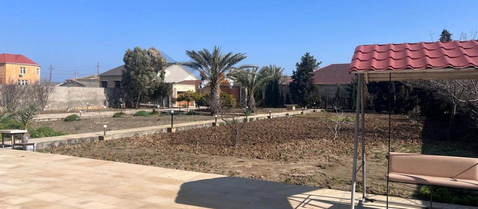 Satılır 6 otaqlı həyət evi/bağ evi 320 m², Buzovna q.