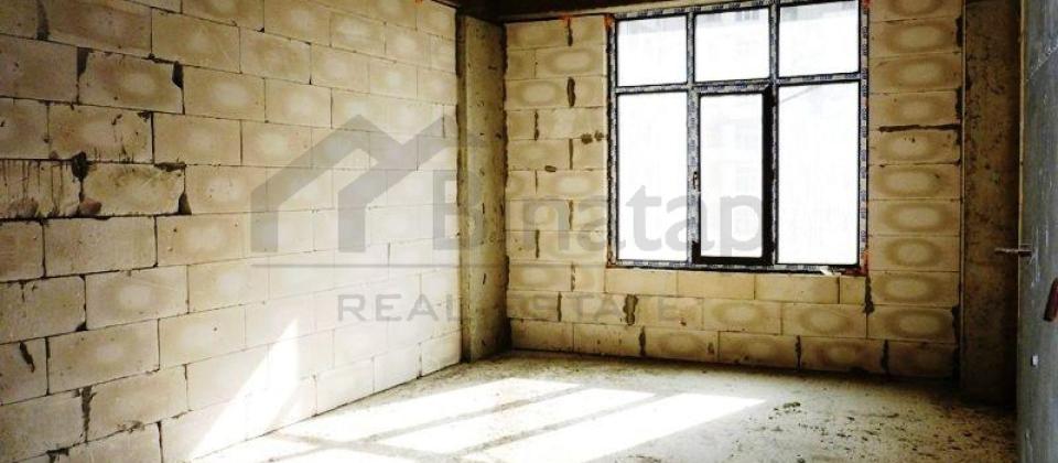 NƏRİMANOV m/st  yanında,  METRO PARKLA üzbə- üz - 3