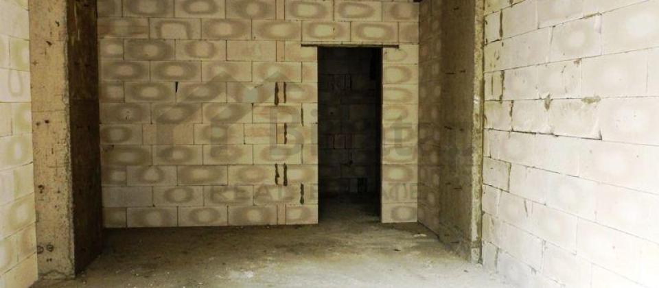 NƏRİMANOV m/st  yanında,  METRO PARKLA üzbə- üz - 6