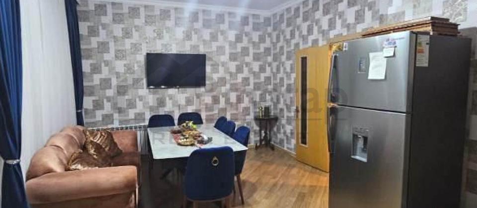 Bayil, Su İdman sarayinin yaninda 3 otaqli menzil satilir/121.5 kv.m. - 9
