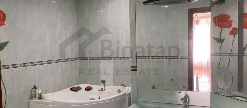 Satılır 4 otaqlı yeni tikili 245 m², 28 May m. - 14