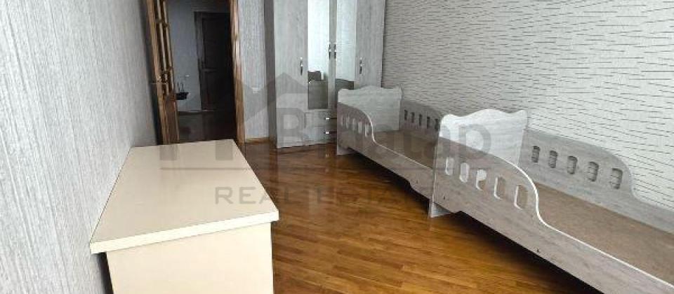 İnshaatchilar m/s, Yasamal parkinin yaninda 3 otaqli menzil satilir/110 kv.m. - 8