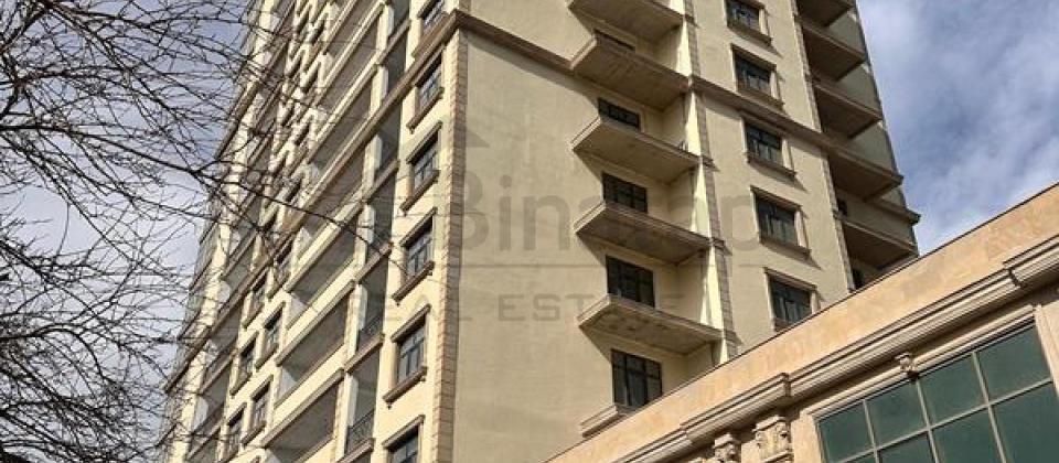 Bayıl, Panorama Park'da 2 otaqlı mənzil satılır/95 kv.m.