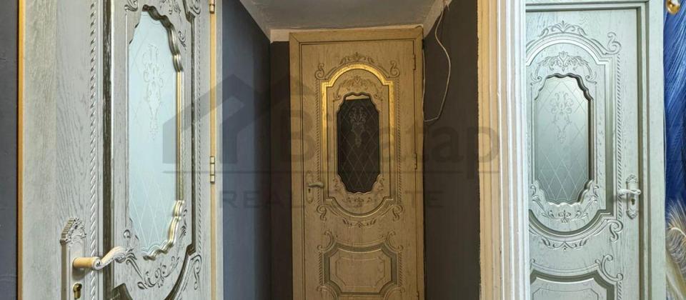 Satılır 3 otaqlı köhnə tikili 72 m², Bakıxanov q - 10