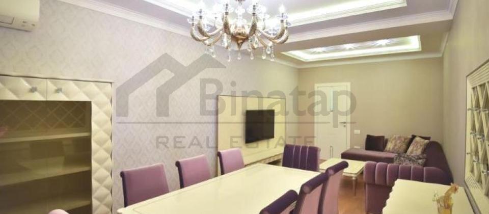 Yasamal parki ve Elmler Akademiyasi m/s yaxin 3 otaqli menzil satilir/137 kv.m. - 2