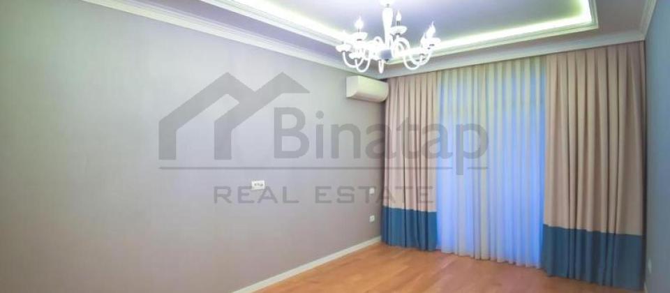 Yasamal parki ve Elmler Akademiyasi m/s yaxin 3 otaqli menzil satilir/137 kv.m. - 3