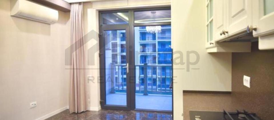 Yasamal parki ve Elmler Akademiyasi m/s yaxin 3 otaqli menzil satilir/137 kv.m. - 9