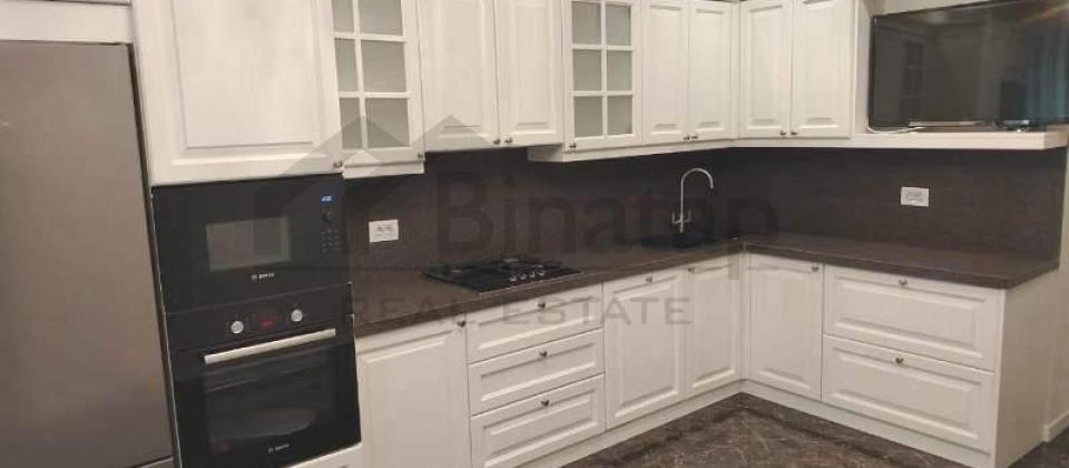 Yasamal parki ve Elmler Akademiyasi m/s yaxin 3 otaqli menzil satilir/137 kv.m. - 11