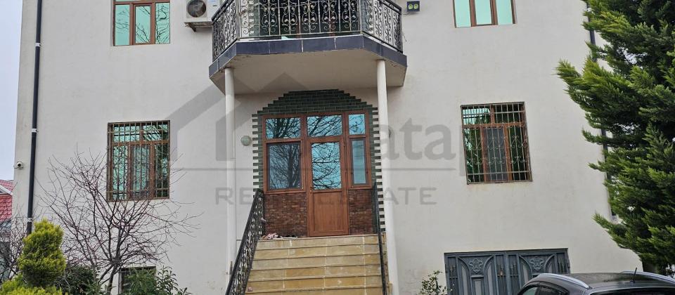 Masazır qəsəbəsi 8 otaqlı 450 kv.m Paket Kupça Villa