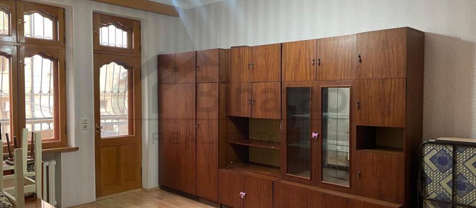 Kirayə verilir 1 otaqlı köhnə tikili 40 m², Elmlər m. - 4