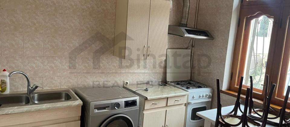 Kirayə verilir 1 otaqlı köhnə tikili 40 m², Elmlər m. - 9