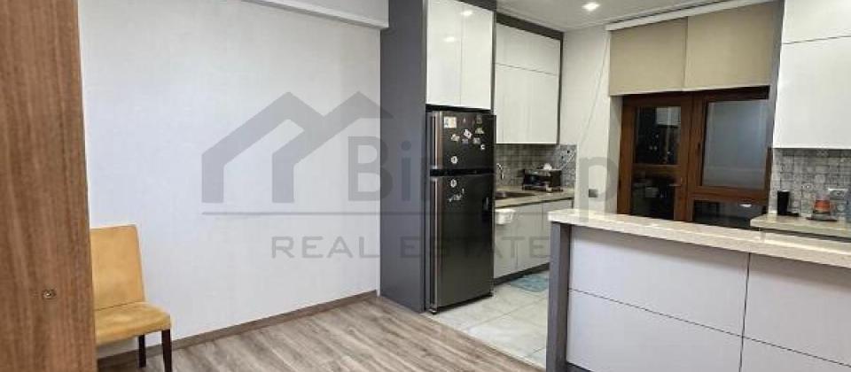 Musabeyov parki, Elmler Akademiyasi m/s yaxin 3 otaqli menzil satilir/106 kv.m. - 2