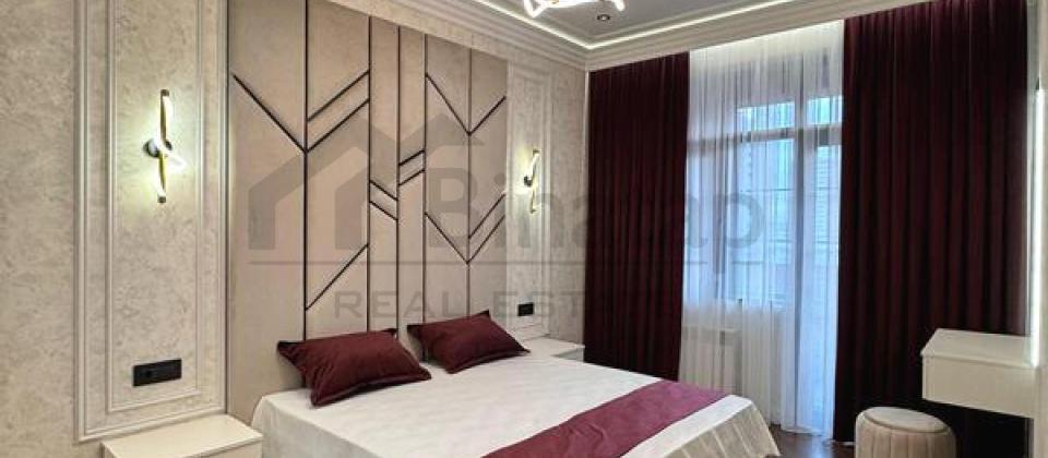 Elmler Akademiyasi m/s, Renessans Palace'da 2 otaqli menzil satilir/86 kv.m. - 5