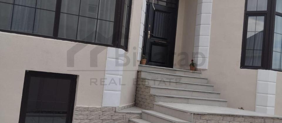 Sarayda 4 otaqlı həyət evi Paket Kupça