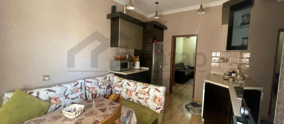 Satılır 2 otaqlı yeni tikili 80 m², İnşaatçılar m. - 9