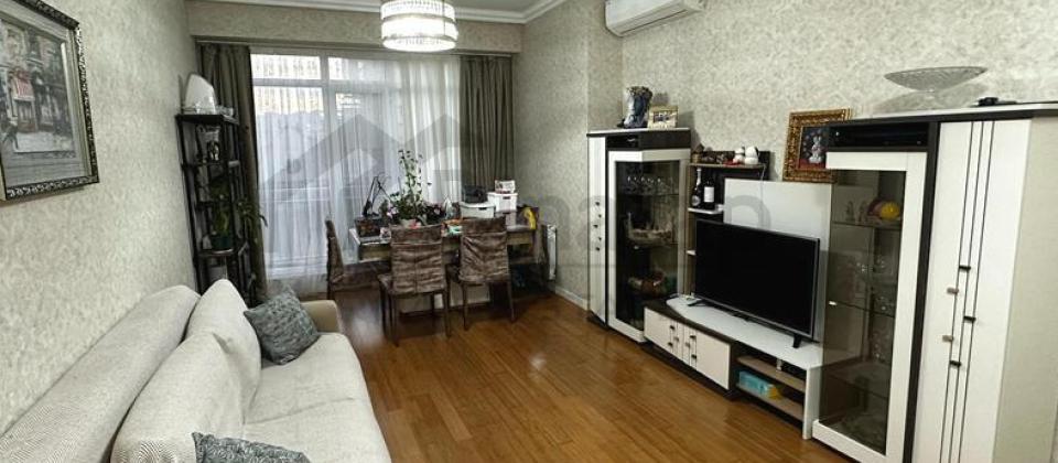 20 Yanvar m/s yaninda 2 otaqli mənzil satilir/70 kv.m. - 2