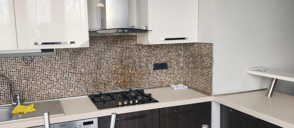 ELMLƏR AKADEMIYASI metro stansiyası, Bakı Dövlət Universitetinın - 9