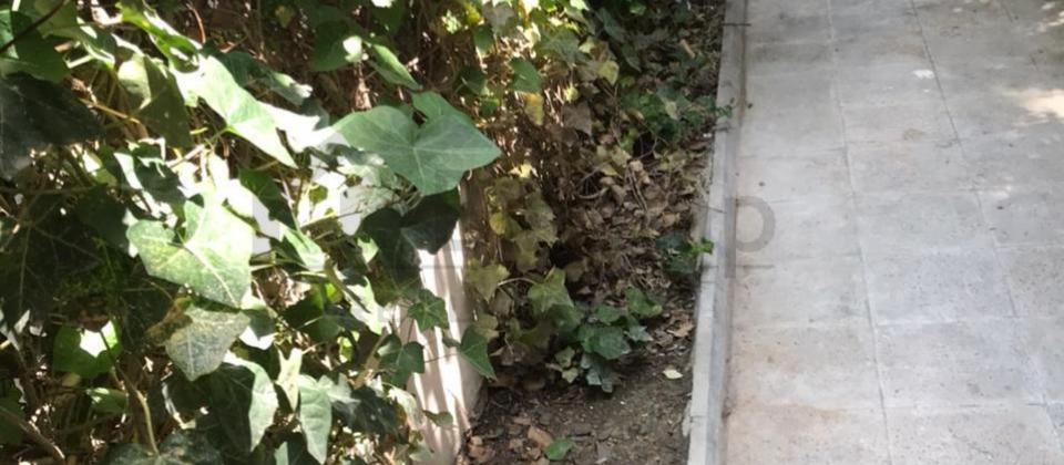 Satılır 2 otaqlı köhnə tikili 45 m², Elmlər Akademiyası m. - 11