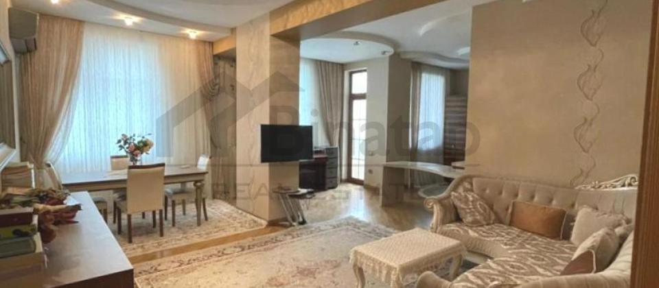 Elmler Akademiyasi m/s ve BDU yaxin 3 otaqlı menzil satilir/115 kv.m.
