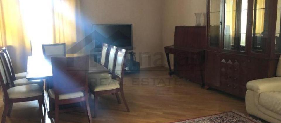 8ci mkrn, Qosha yanacaq doldurma menteqesinin yaninda 3 otaqli menzil satilir/135 kv.m.