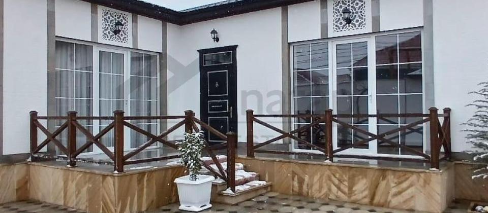 Satılır 4 otaqlı bağ evi 160 m², Buzovna q.