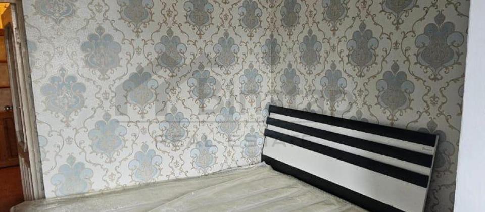 Satılır 2 otaqlı köhnə tikili 44 m², 8 Noyabr m - 5