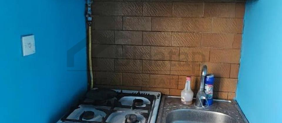 Satılır 2 otaqlı köhnə tikili 44 m², 8 Noyabr m - 7