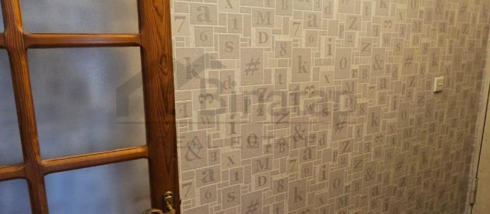 Satılır 2 otaqlı köhnə tikili 44 m², 8 Noyabr m - 11