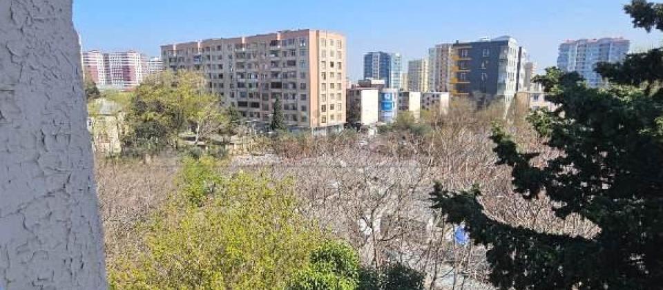 1ci mkrn, İmperial restoraninin yani, Memar Ecemi m/s yaxin 2 otaqli menzil satilir/50 kv.m. - 10