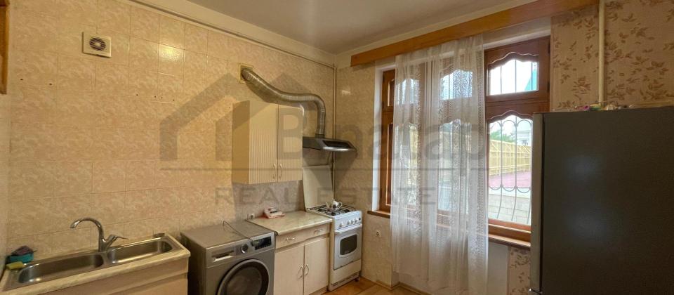 Kirayə verilir 1 otaqlı köhnə tikili 40 m², Elmlər Akademiyası m. - 7