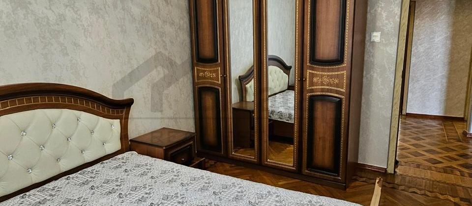 Kirayə verilir 3 otaqlı köhnə tikili, Elmlər m. - 4